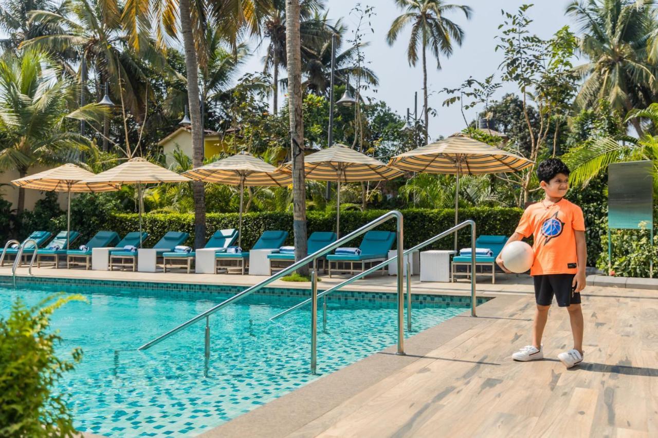 Holiday Inn Goa カンドリム エクステリア 写真